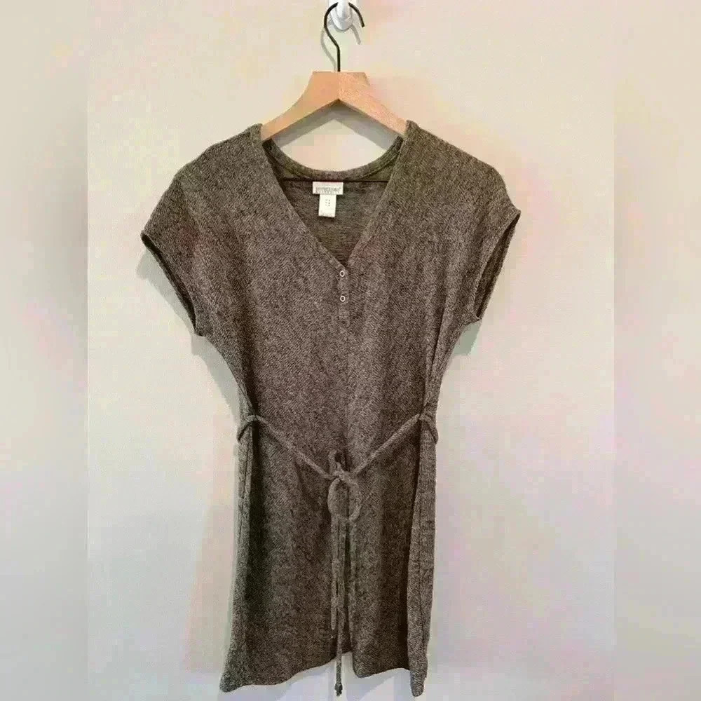 Motherhood Maternity top size Medium